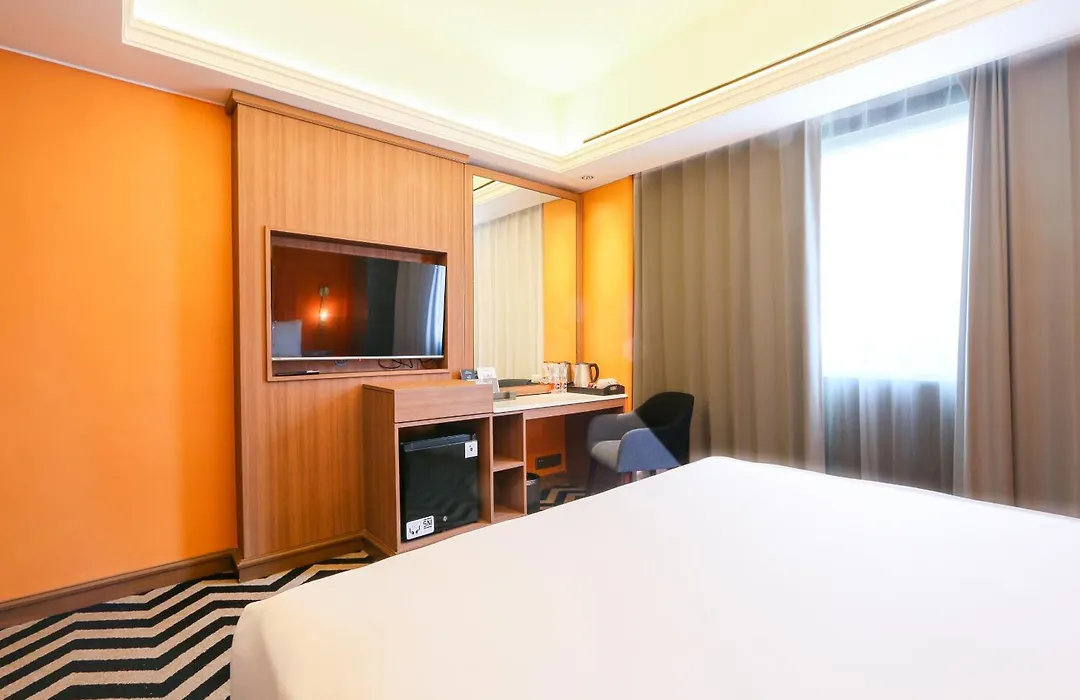 Java Paragon Hotel & Residences-1